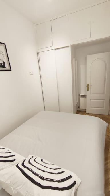 Lovely Apartment In Madrid Center Ngoại thất bức ảnh